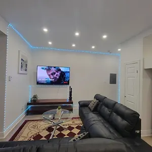 High Speed Internet - Amazing Loft In Central , Montreal Canada